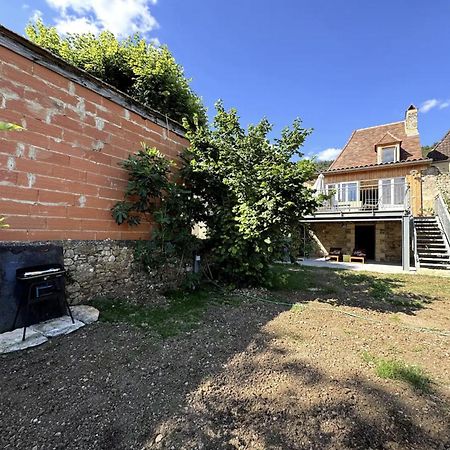 Вилла L'Epicerie De Bezenac Экстерьер фото
